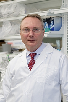 Dr. Igor Efimov
