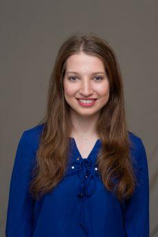 Headshot of Victoria Hennemann