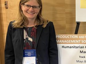 Professor Erica Gralla at the POMS HOCM Best Paper Award Competitino