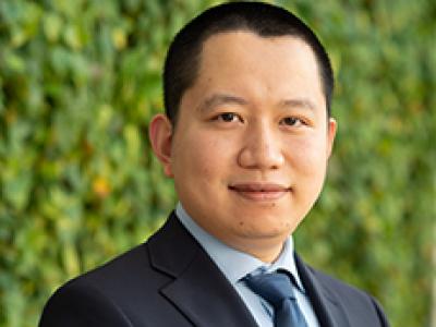 Professor Luyao Lu