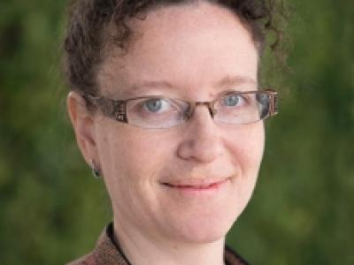 Dr. Zoe Szajnfarber