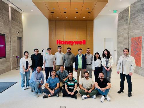 Group photo at Honeywell