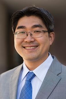 Dr.&nbsp;Chung Hyuk Park