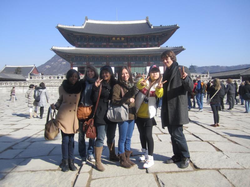 study abroad students in front of a temple in South Korea